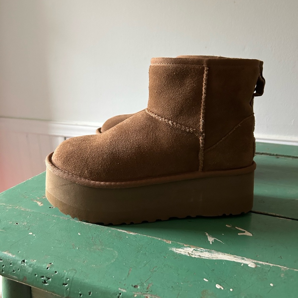 UGG Classic Mini Platform